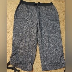 Bobbie Brooks Black Knit Lounge Pants - Cropped